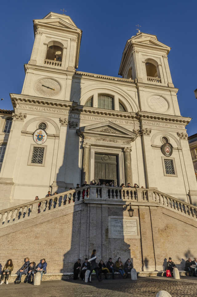 132 - Italia - Roma - iglesia de La Trinidad del Monte